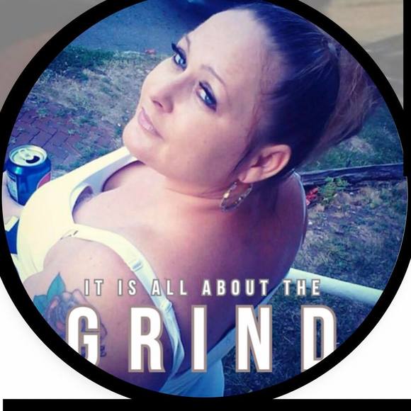 Meet your Posher, Aimee - Picture 1 of 1